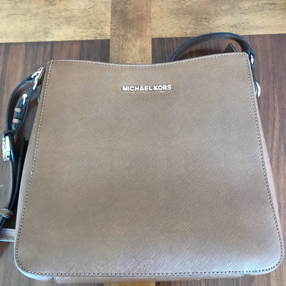 Michael Kors Handbag.  Excellent condition. Measures 10” x 10” x 3”